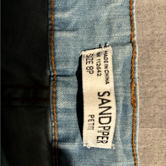 Cool embroidery women’s jeans - Picture 6 of 8